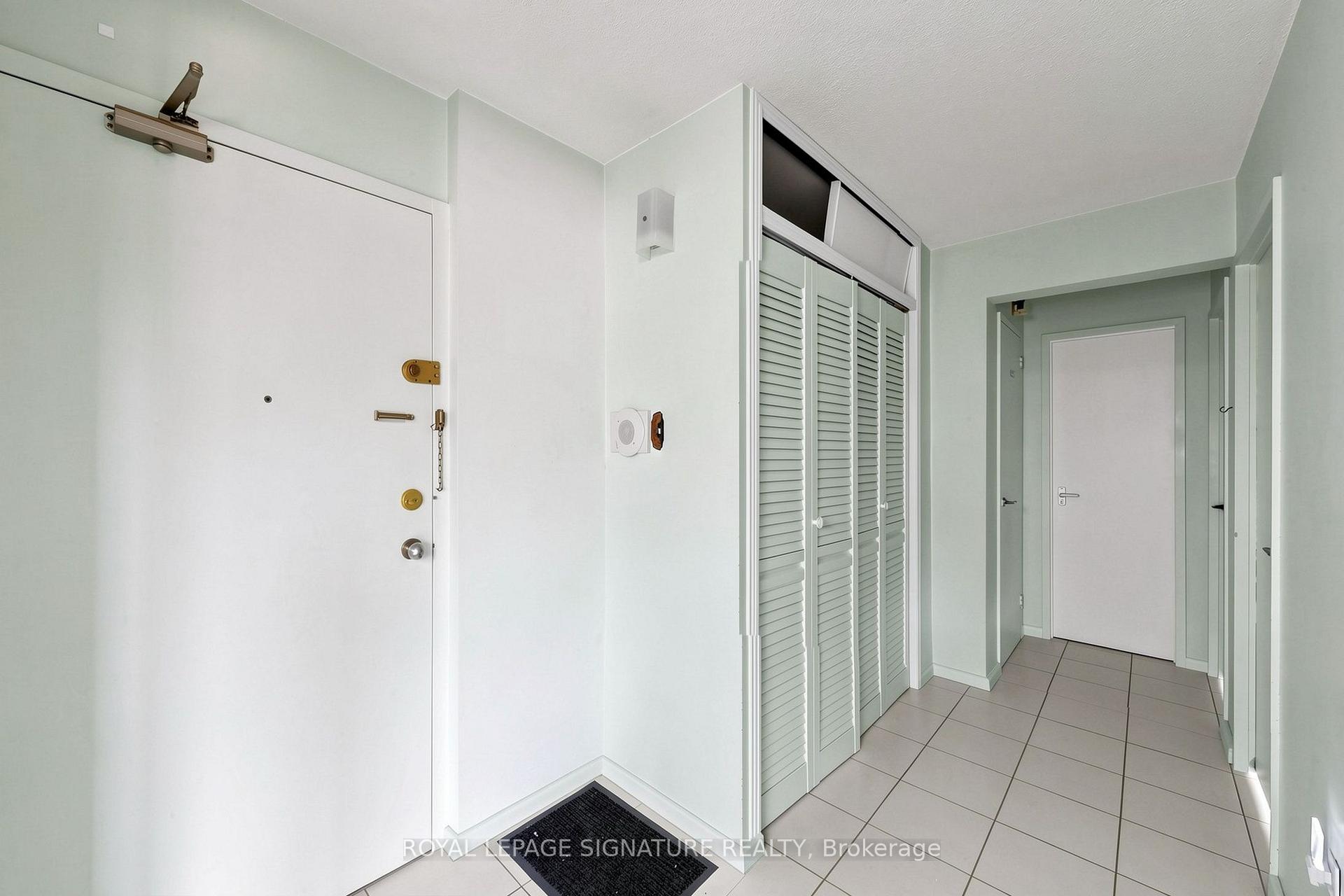 Photo 17 of Unit 411, 100 Leeward Glenway, Toronto, Flemingdon Park — HOMEH