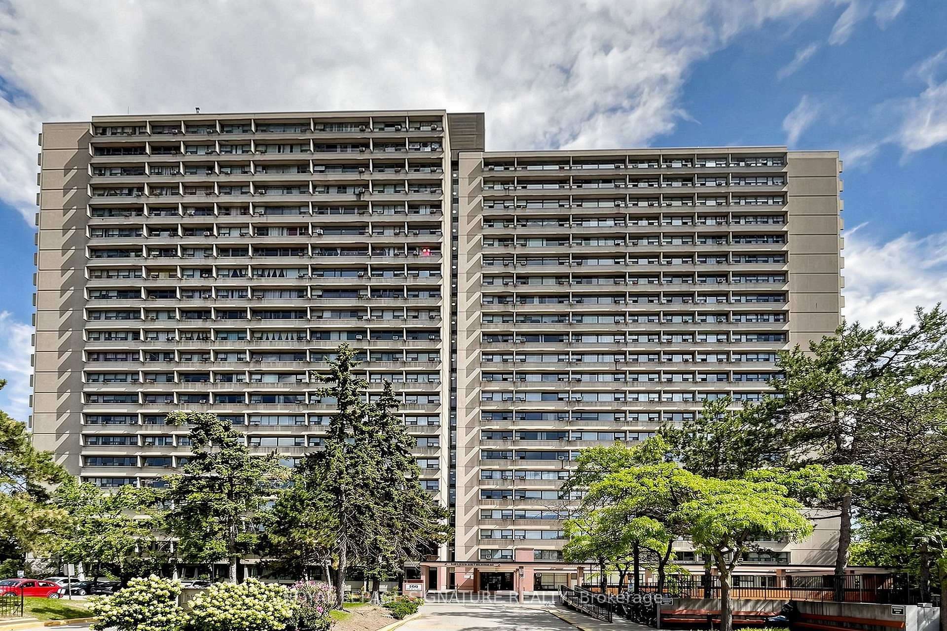 Photo 23 of Unit 411, 100 Leeward Glenway, Toronto, Flemingdon Park — HOMEH