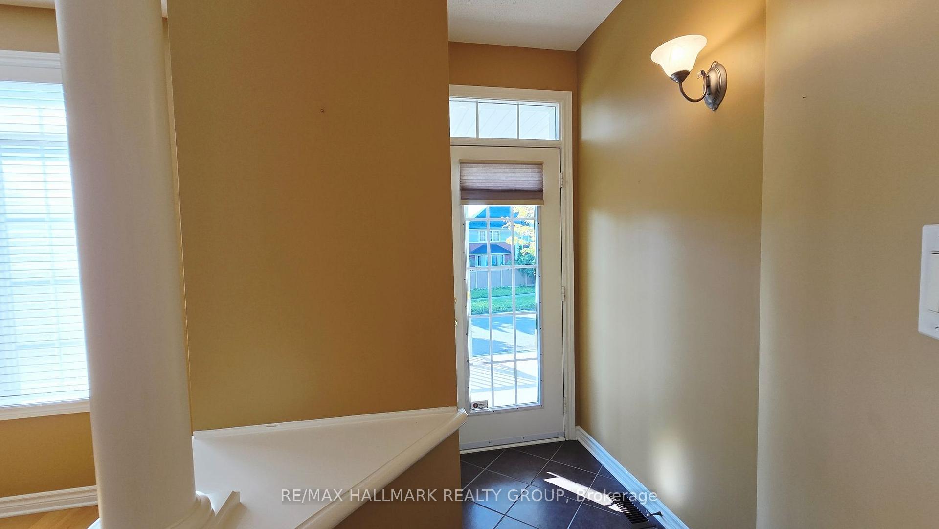 Photo 4 of 50 Edenvale Drive, Ottawa, Kanata - Beaverbrook — HOMEH