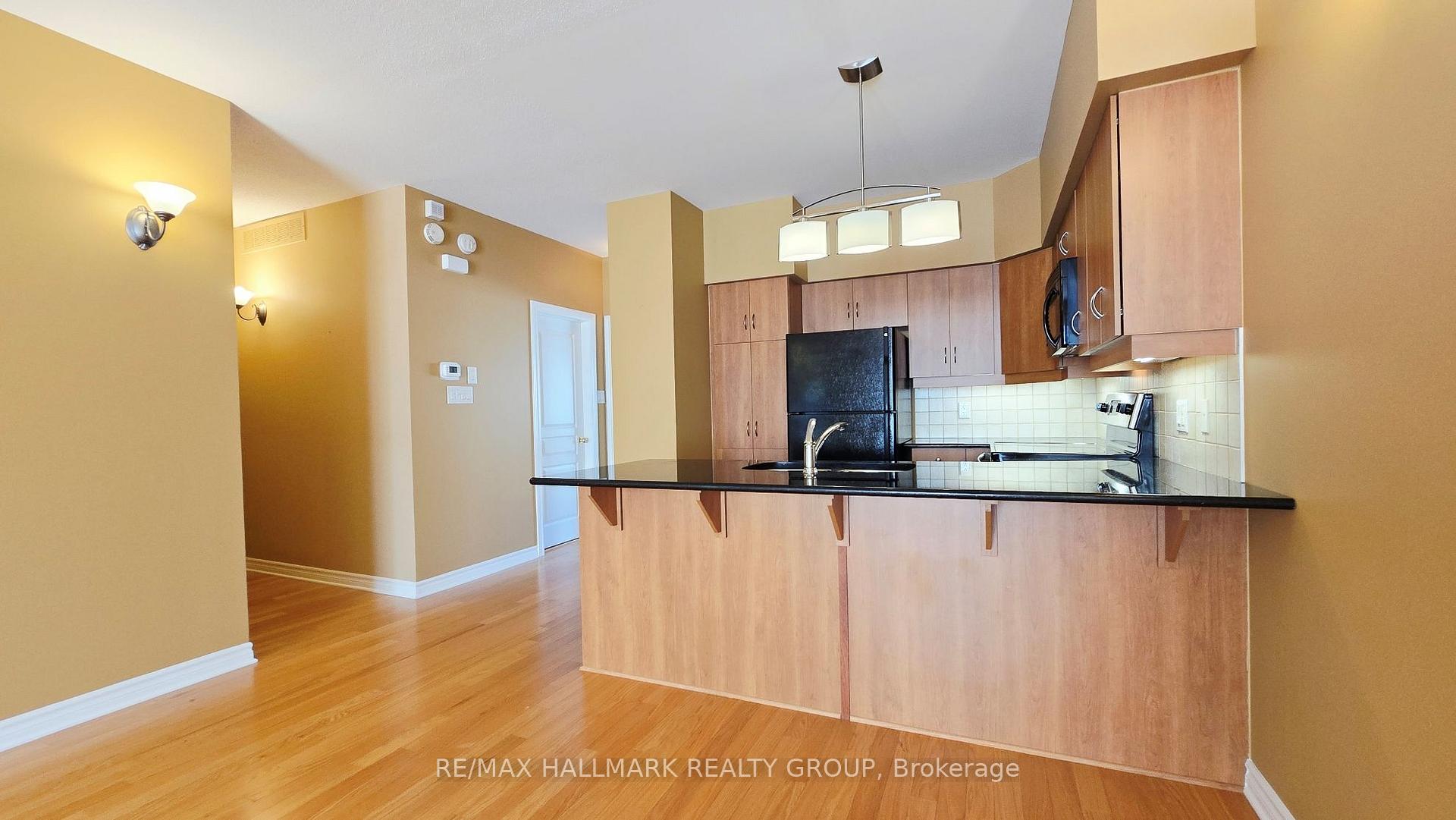 Photo 9 of 50 Edenvale Drive, Ottawa, Kanata - Beaverbrook — HOMEH