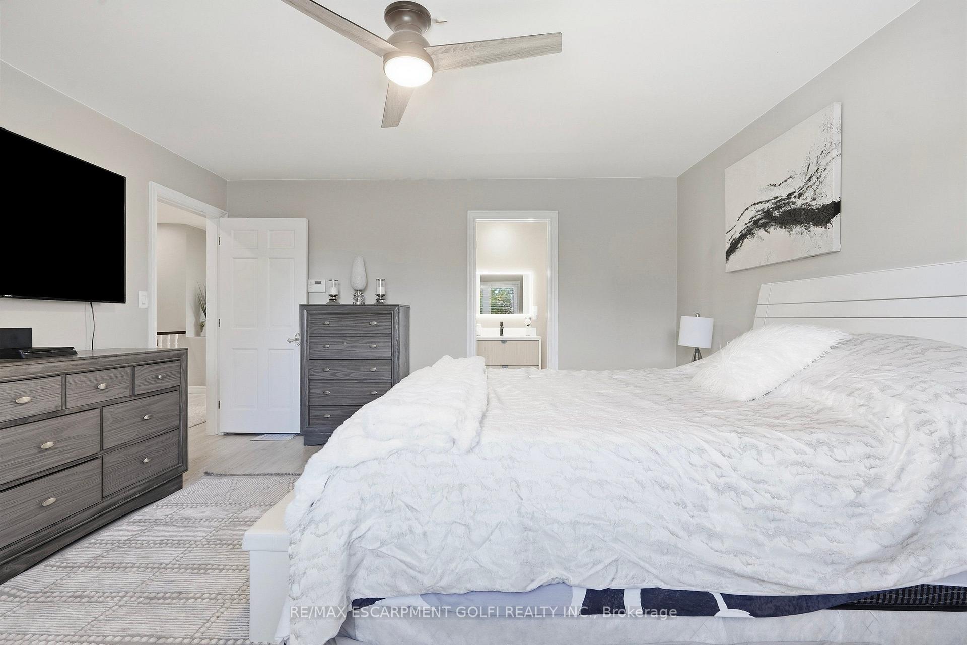 Photo 26 of 7105 York Drive, Niagara Falls, Morrison — HOMEH