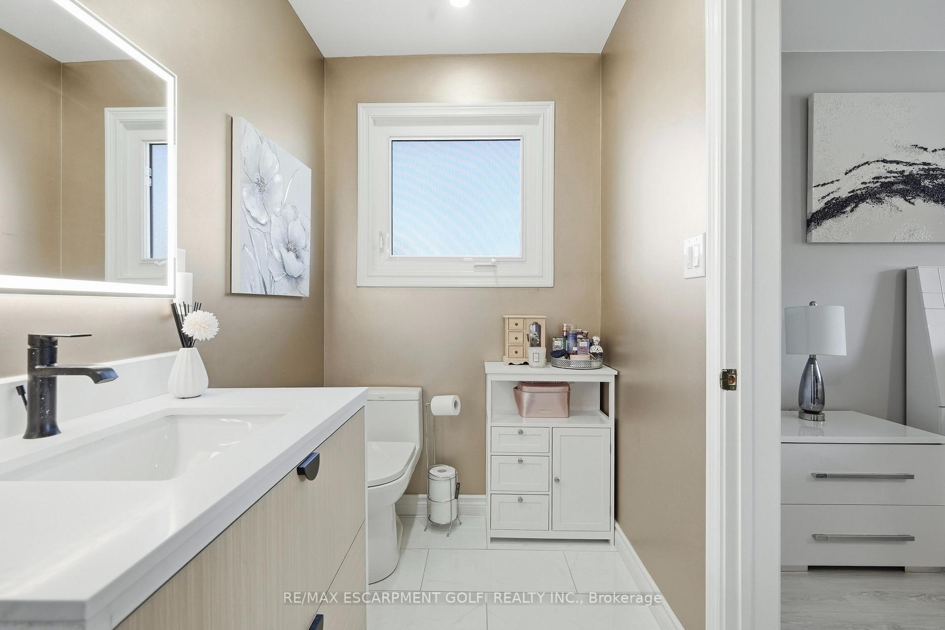 Photo 28 of 7105 York Drive, Niagara Falls, Morrison — HOMEH