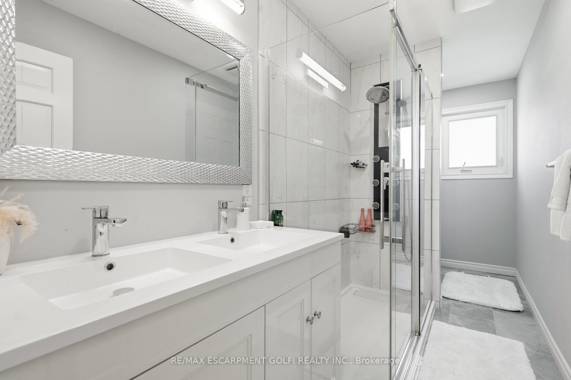 Photo 29 of 7105 York Drive, Niagara Falls, Morrison — HOMEH