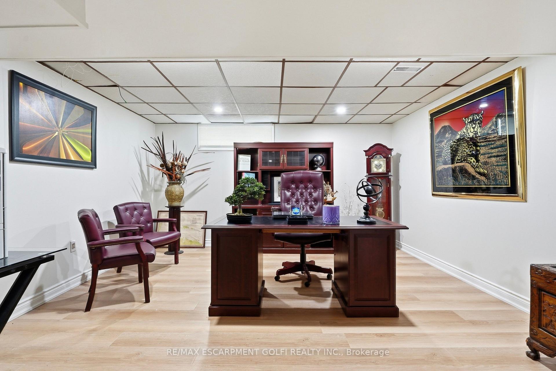 Photo 35 of 7105 York Drive, Niagara Falls, Morrison — HOMEH
