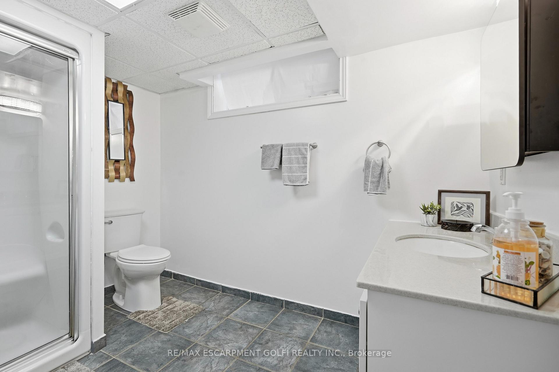 Photo 38 of 7105 York Drive, Niagara Falls, Morrison — HOMEH