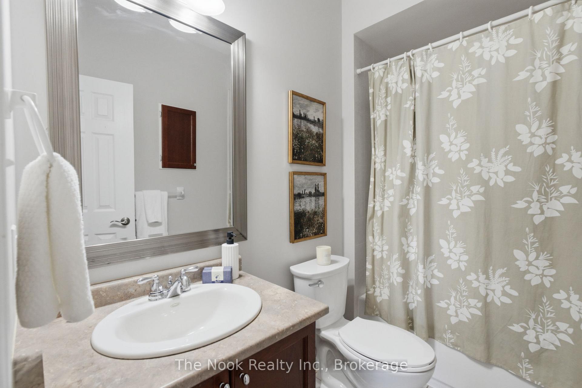 Photo 16 of 19 Alfred Shrubb Lane, Clarington, Bowmanville — HOMEH
