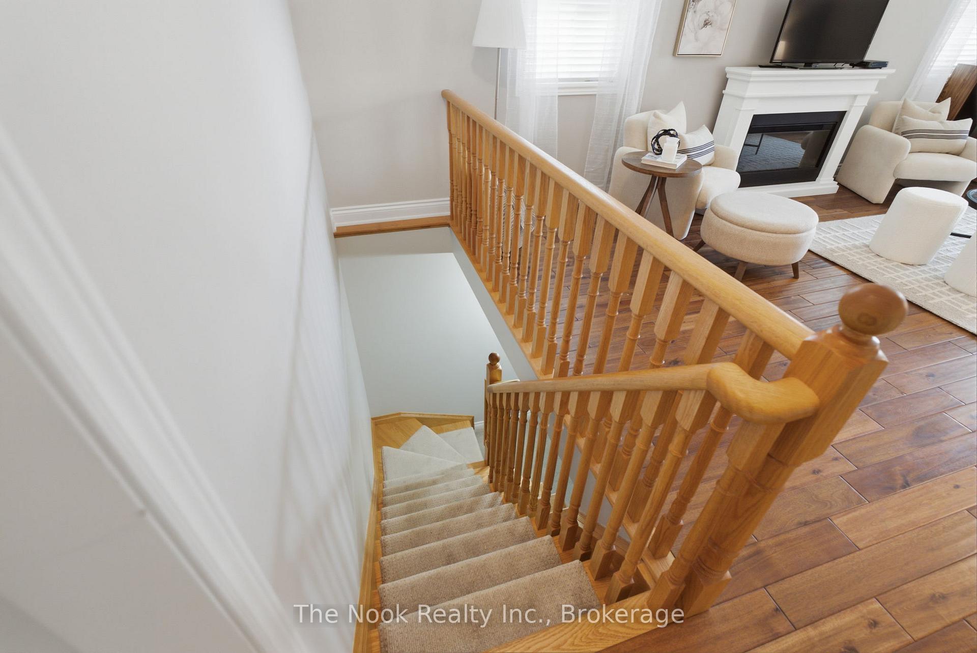 Photo 17 of 19 Alfred Shrubb Lane, Clarington, Bowmanville — HOMEH