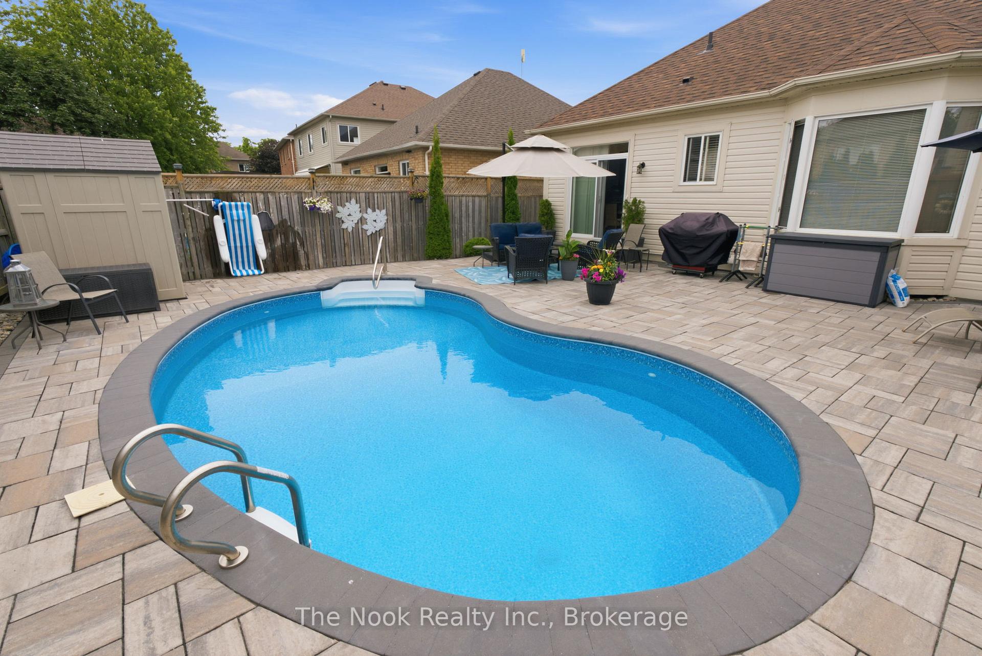 Photo 30 of 19 Alfred Shrubb Lane, Clarington, Bowmanville — HOMEH