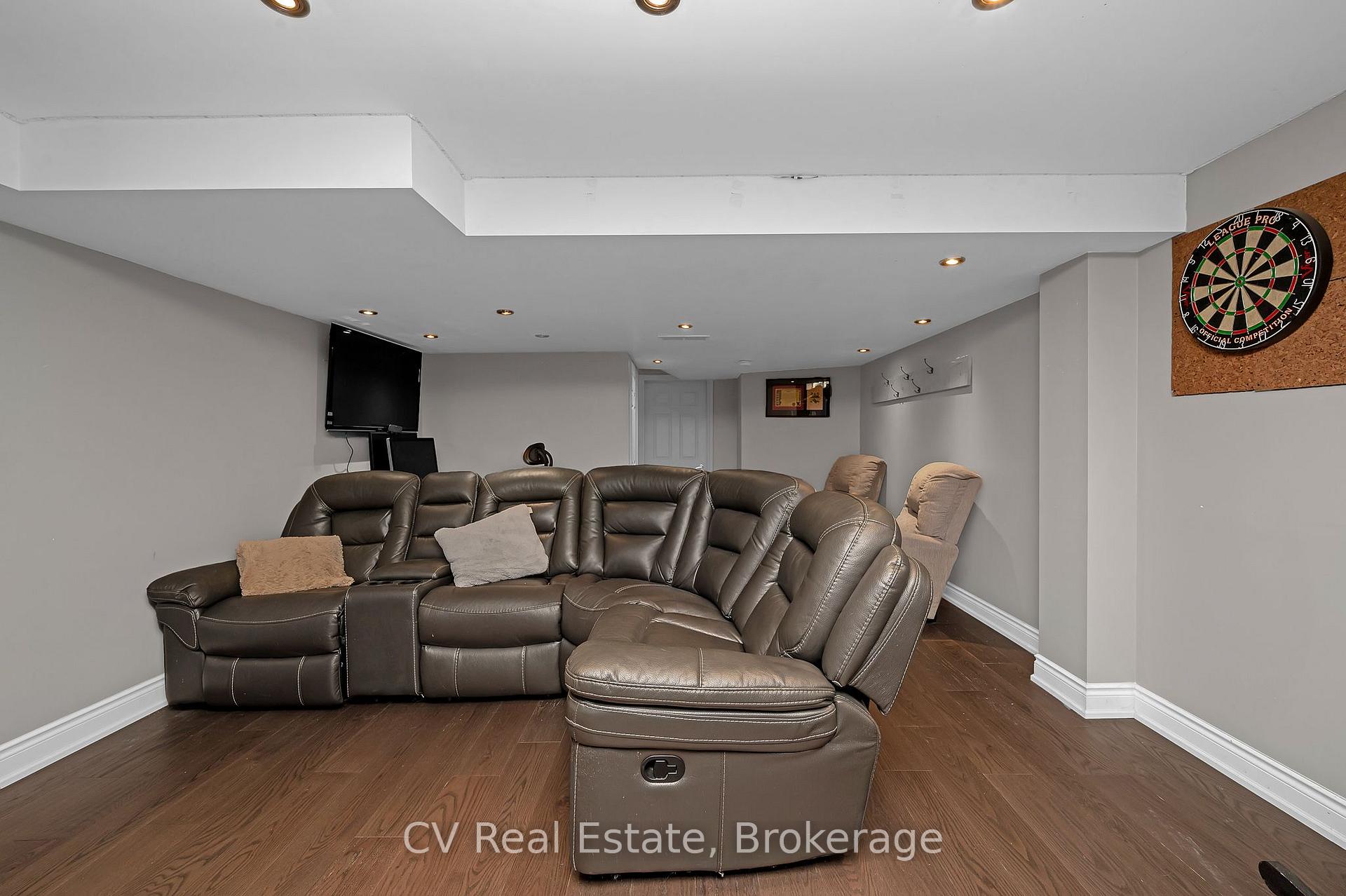Photo 29 of 2396 Emerson Drive, Burlington, Orchard — HOMEH