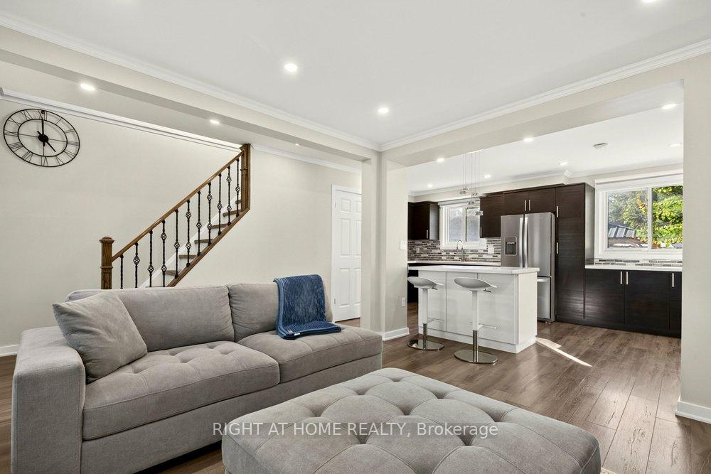 Photo 7 of 168 Berkindale Drive, Hamilton, Riverdale — HOMEH