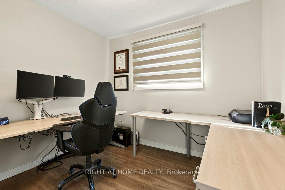 Photo 15 of 168 Berkindale Drive, Hamilton, Riverdale — HOMEH