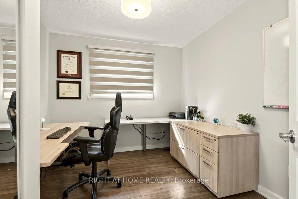 Photo 16 of 168 Berkindale Drive, Hamilton, Riverdale — HOMEH