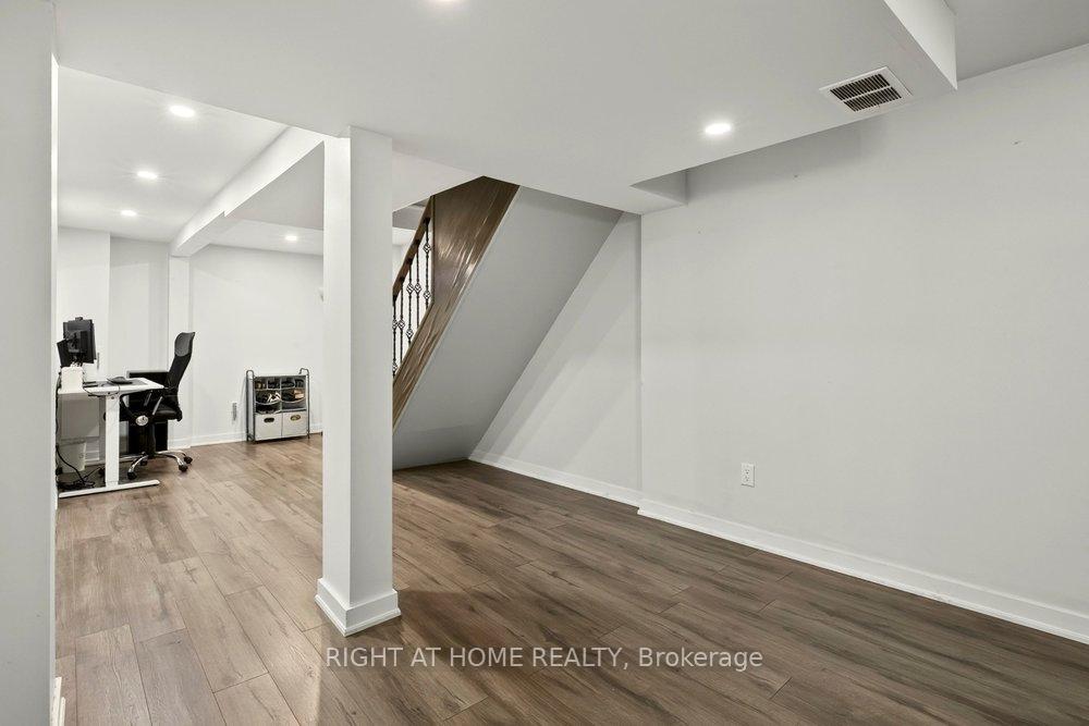 Photo 23 of 168 Berkindale Drive, Hamilton, Riverdale — HOMEH