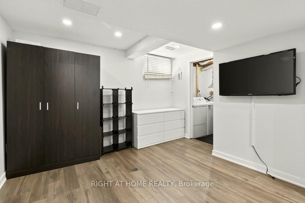 Photo 24 of 168 Berkindale Drive, Hamilton, Riverdale — HOMEH