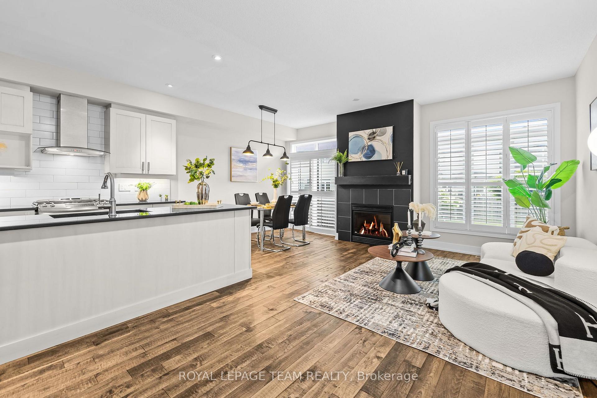 Photo 3 of 605 Tennant Way, Ottawa, Riverside South/Gloucester Glen — HOMEH