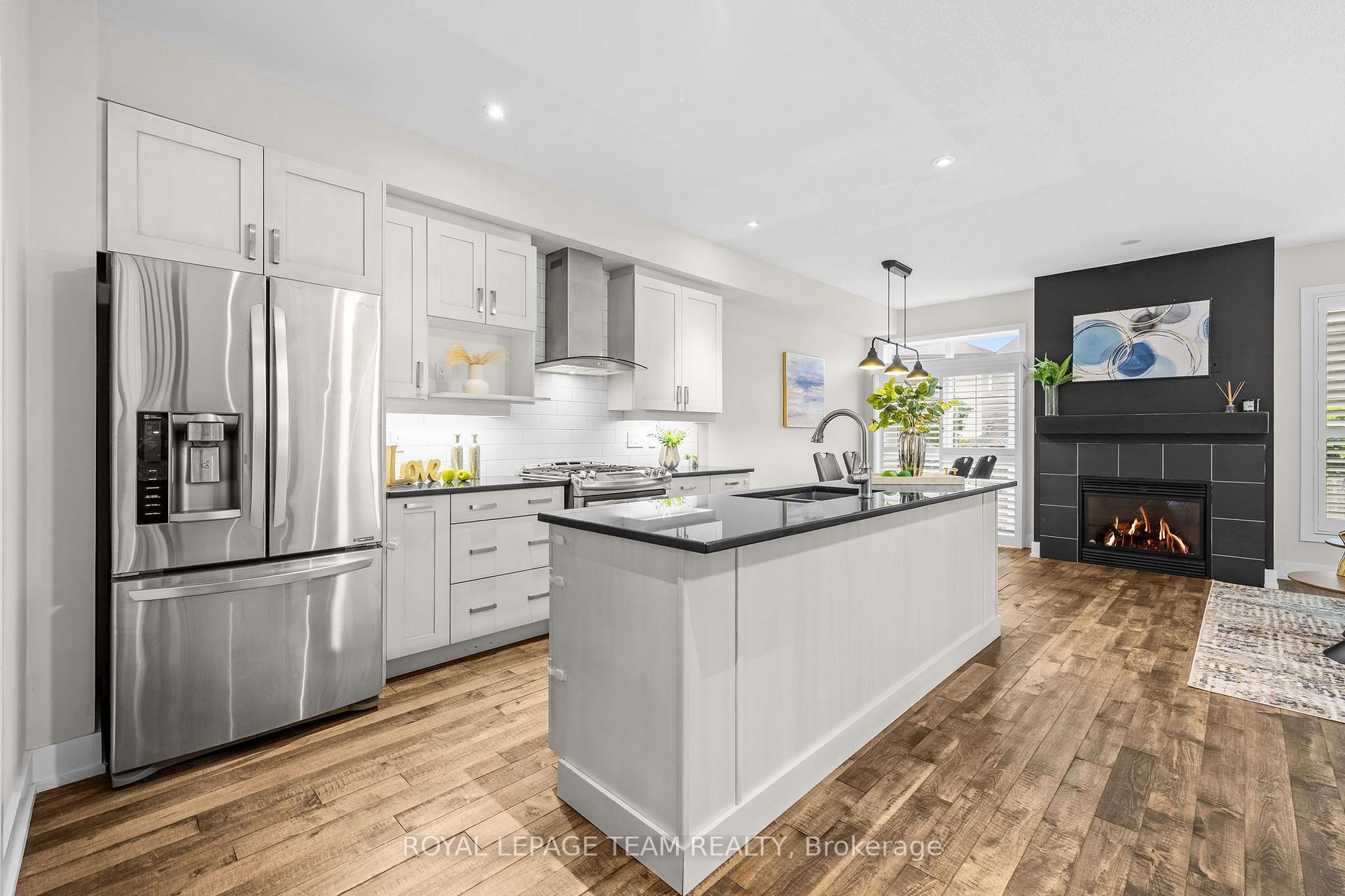 Photo 5 of 605 Tennant Way, Ottawa, Riverside South/Gloucester Glen — HOMEH