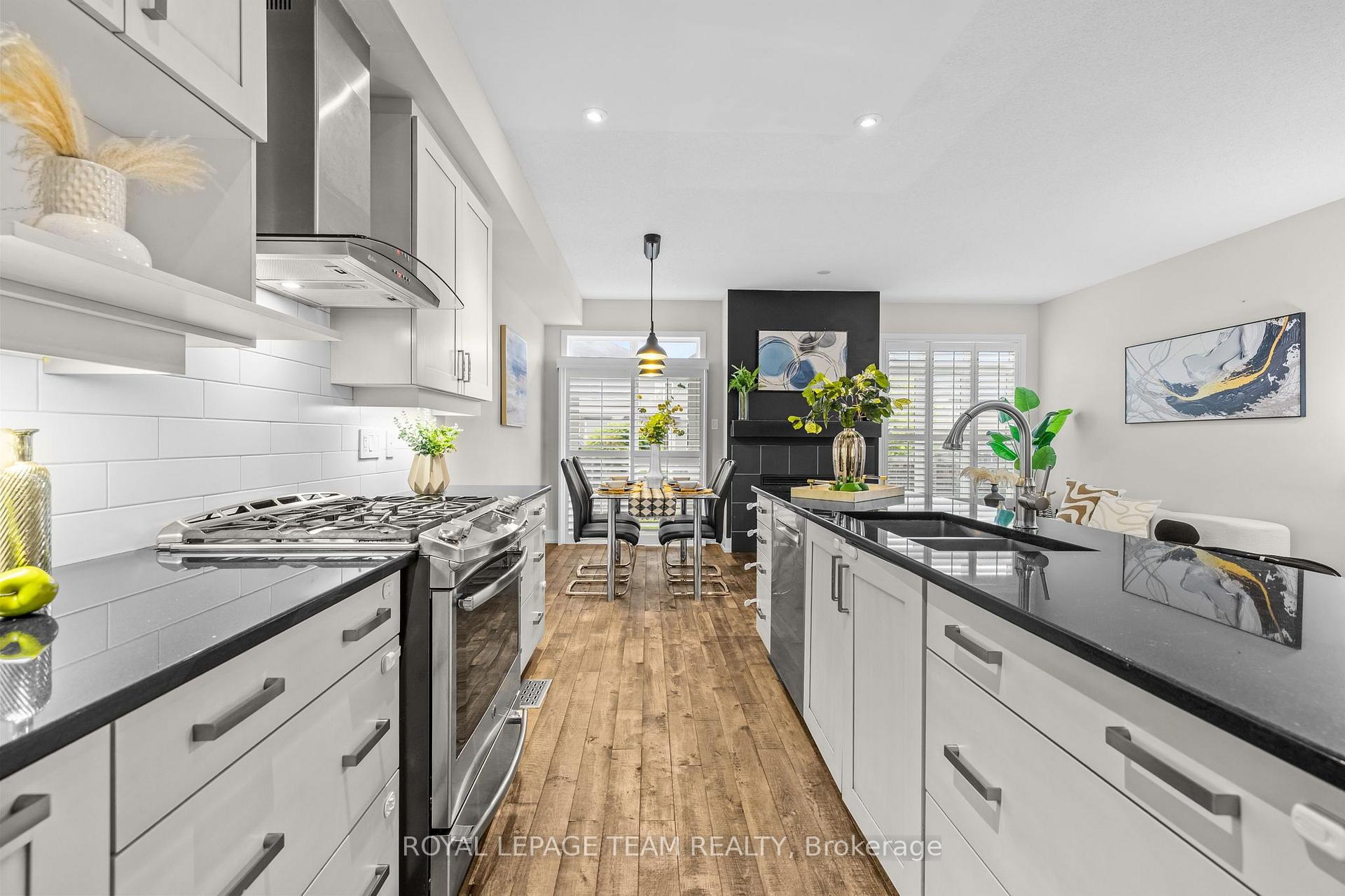 Photo 8 of 605 Tennant Way, Ottawa, Riverside South/Gloucester Glen — HOMEH
