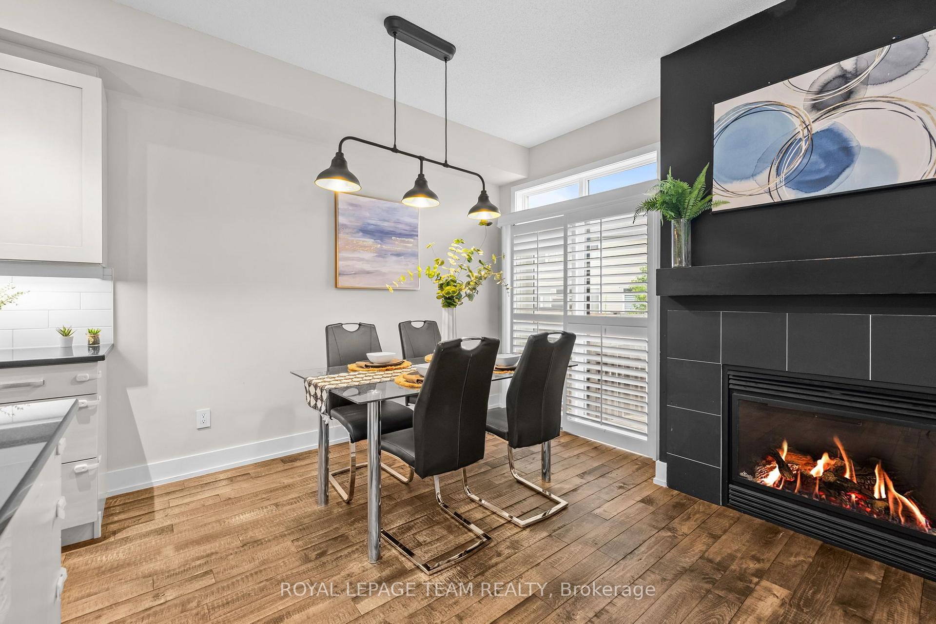 Photo 10 of 605 Tennant Way, Ottawa, Riverside South/Gloucester Glen — HOMEH