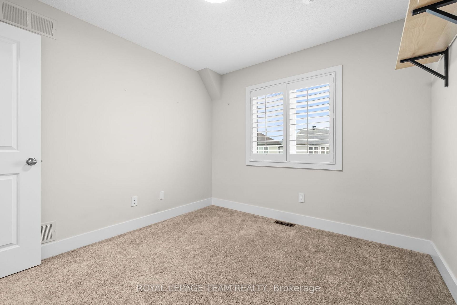 Photo 23 of 605 Tennant Way, Ottawa, Riverside South/Gloucester Glen — HOMEH