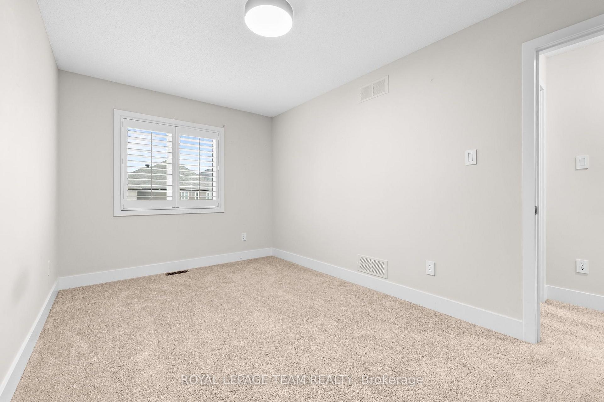 Photo 25 of 605 Tennant Way, Ottawa, Riverside South/Gloucester Glen — HOMEH