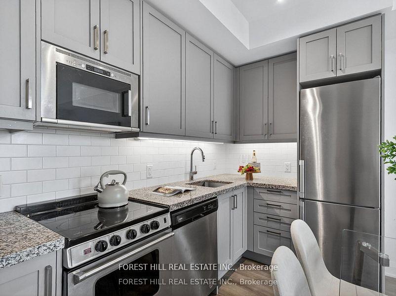 Photo 11 of Unit 1703E, 20 Gatineau Drive, Vaughan, Beverley Glen — HOMEH