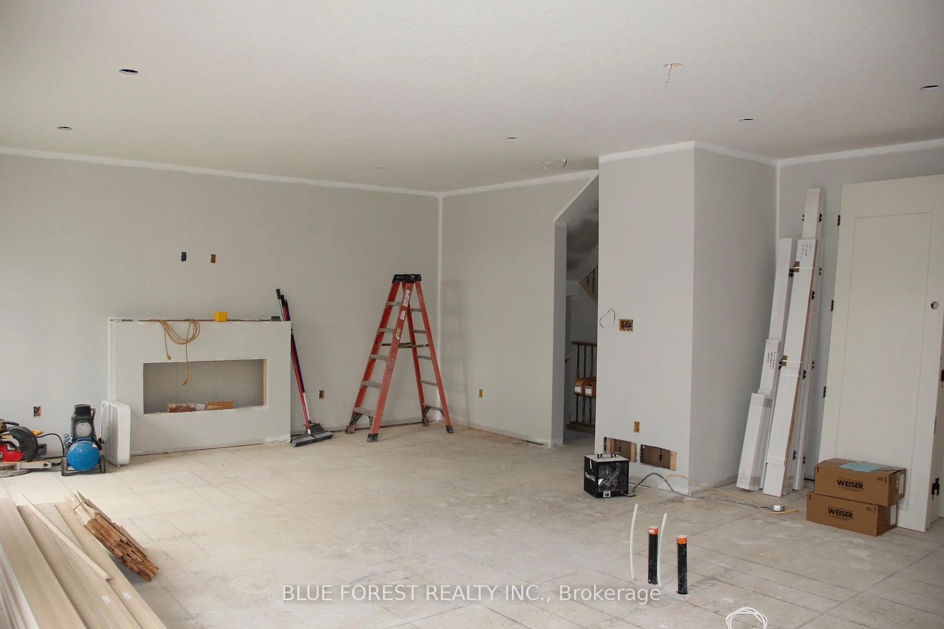 Photo 11 of 288 Ashford Street, Central Elgin, Belmont — HOMEH