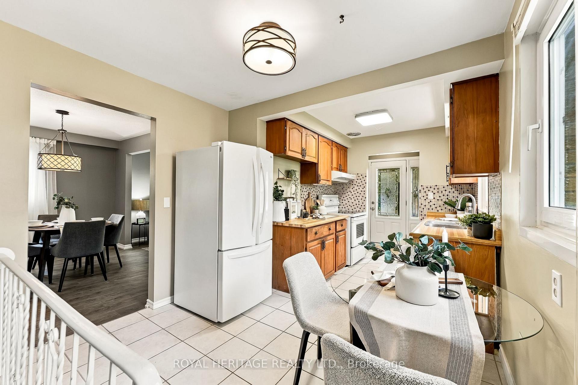 Photo 10 of 45 Barbara Street, Quinte West, Trenton Ward — HOMEH