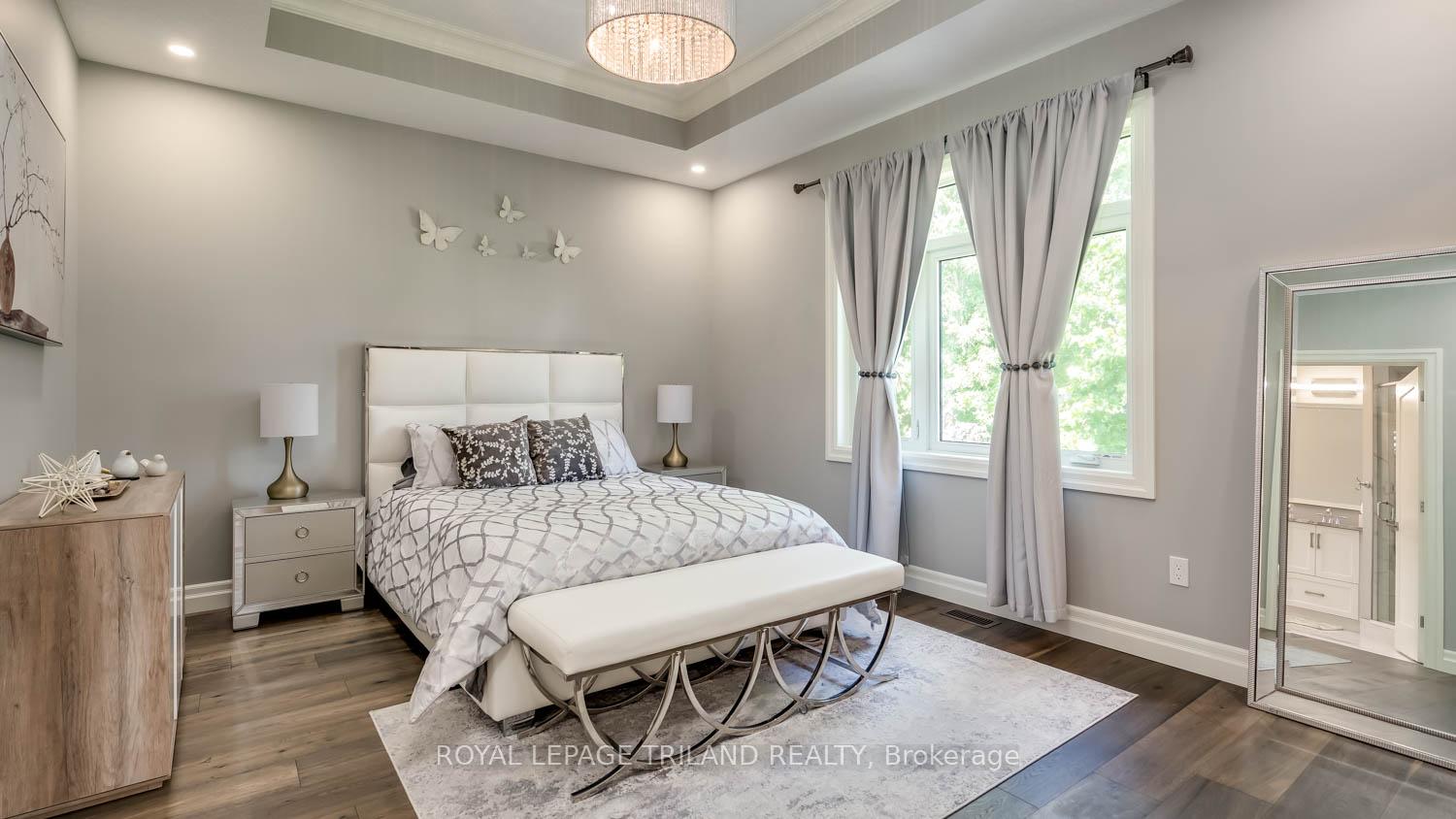 Photo 17 of 37 Ashby Crescent, Strathroy-Caradoc, SW — HOMEH