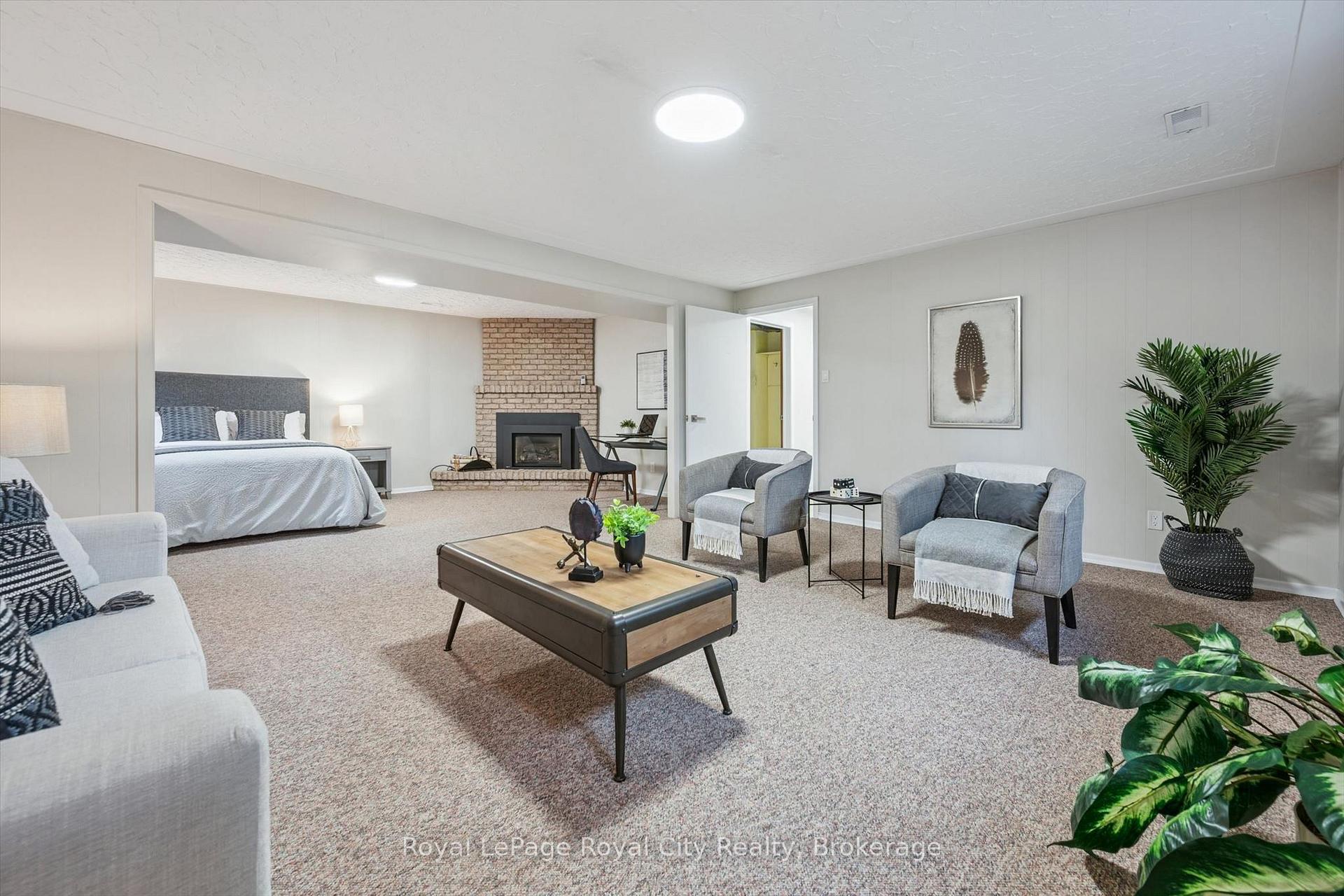 Photo 32 of 40 Bishop Court, Guelph, Dovercliffe Park/Old University — HOMEH