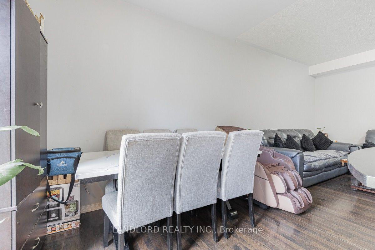 Photo 14 of 13 Utopia Way, Brampton, Bram East — HOMEH