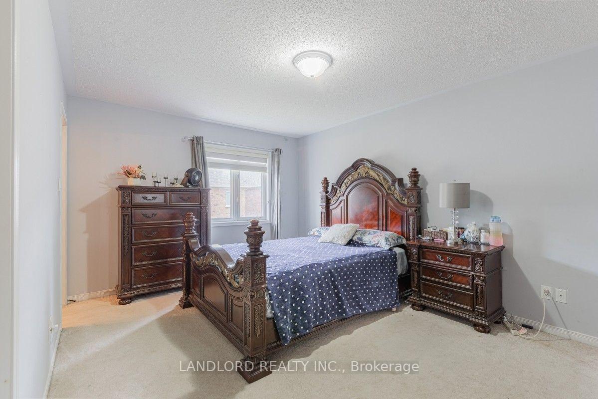 Photo 17 of 13 Utopia Way, Brampton, Bram East — HOMEH