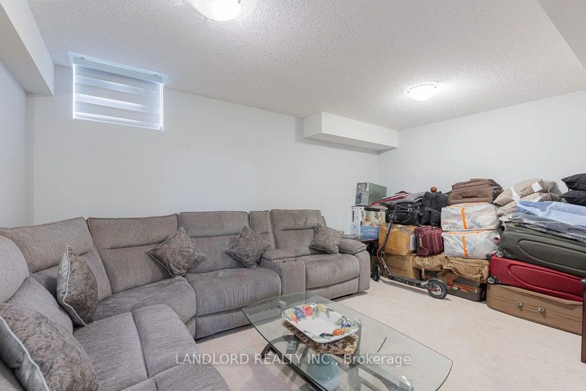 Photo 37 of 13 Utopia Way, Brampton, Bram East — HOMEH