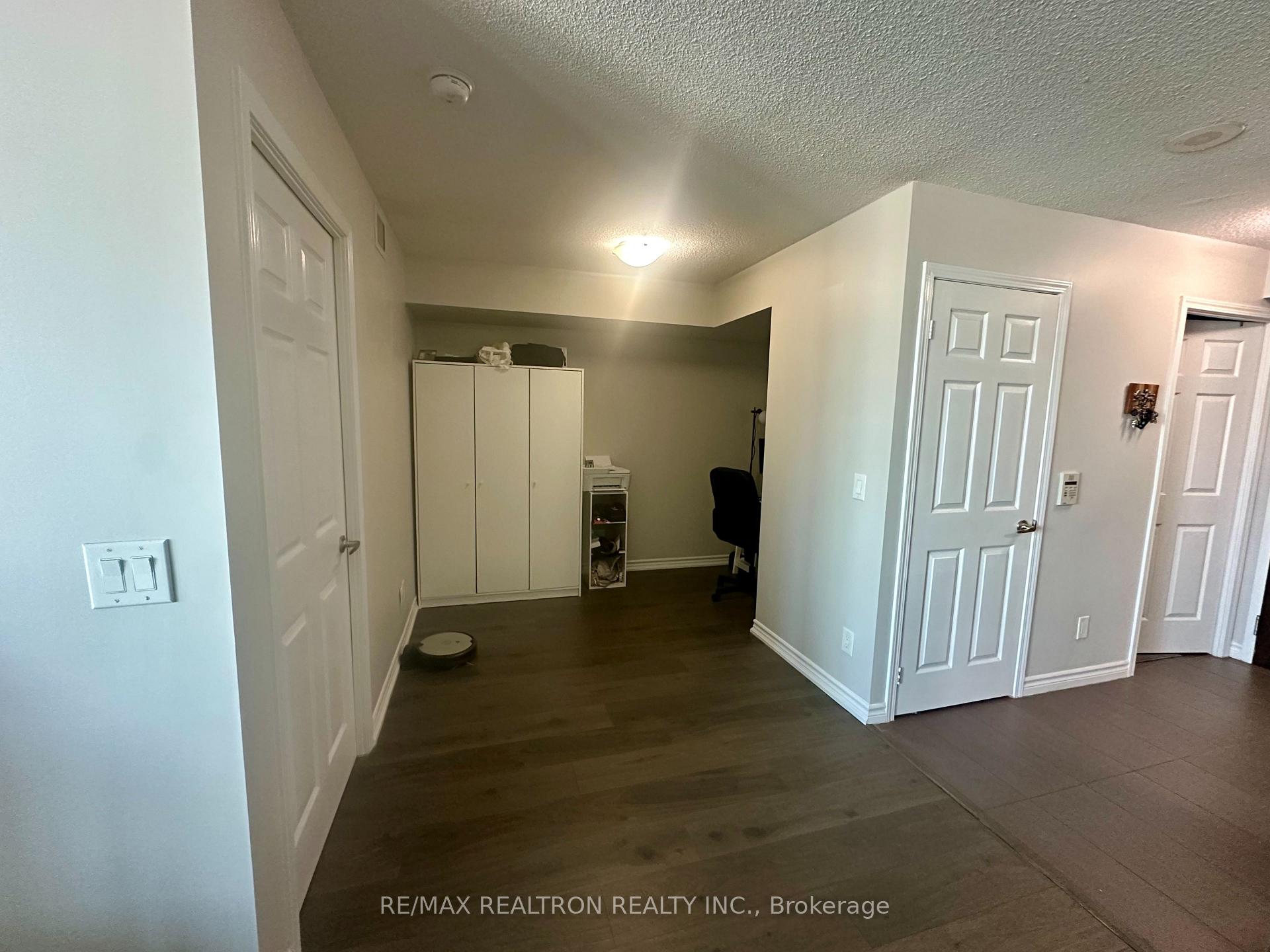 Photo 6 of Unit 3805, 19 Grand Trunk Crescent, Toronto, Waterfront Communities — HOMEH