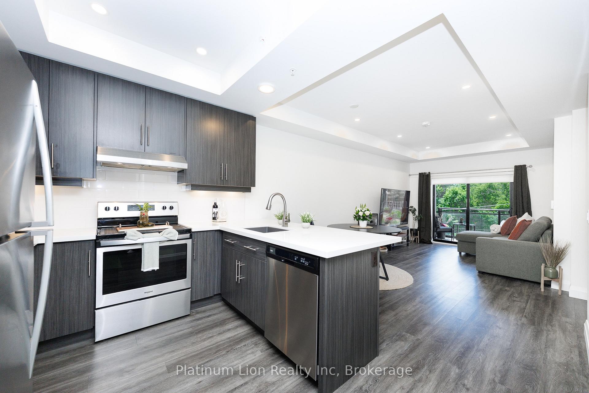 Photo 3 of Unit 201, 30 Hamilton Street S, Hamilton, Waterdown — HOMEH