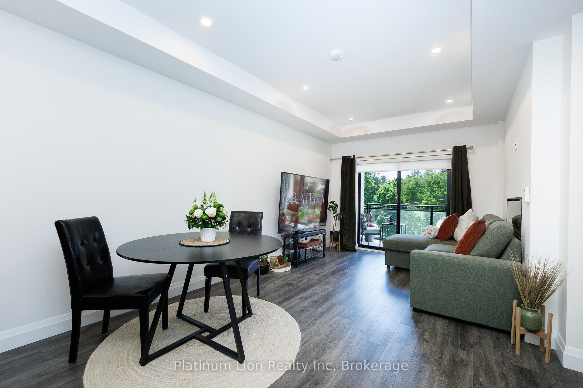 Photo 5 of Unit 201, 30 Hamilton Street S, Hamilton, Waterdown — HOMEH