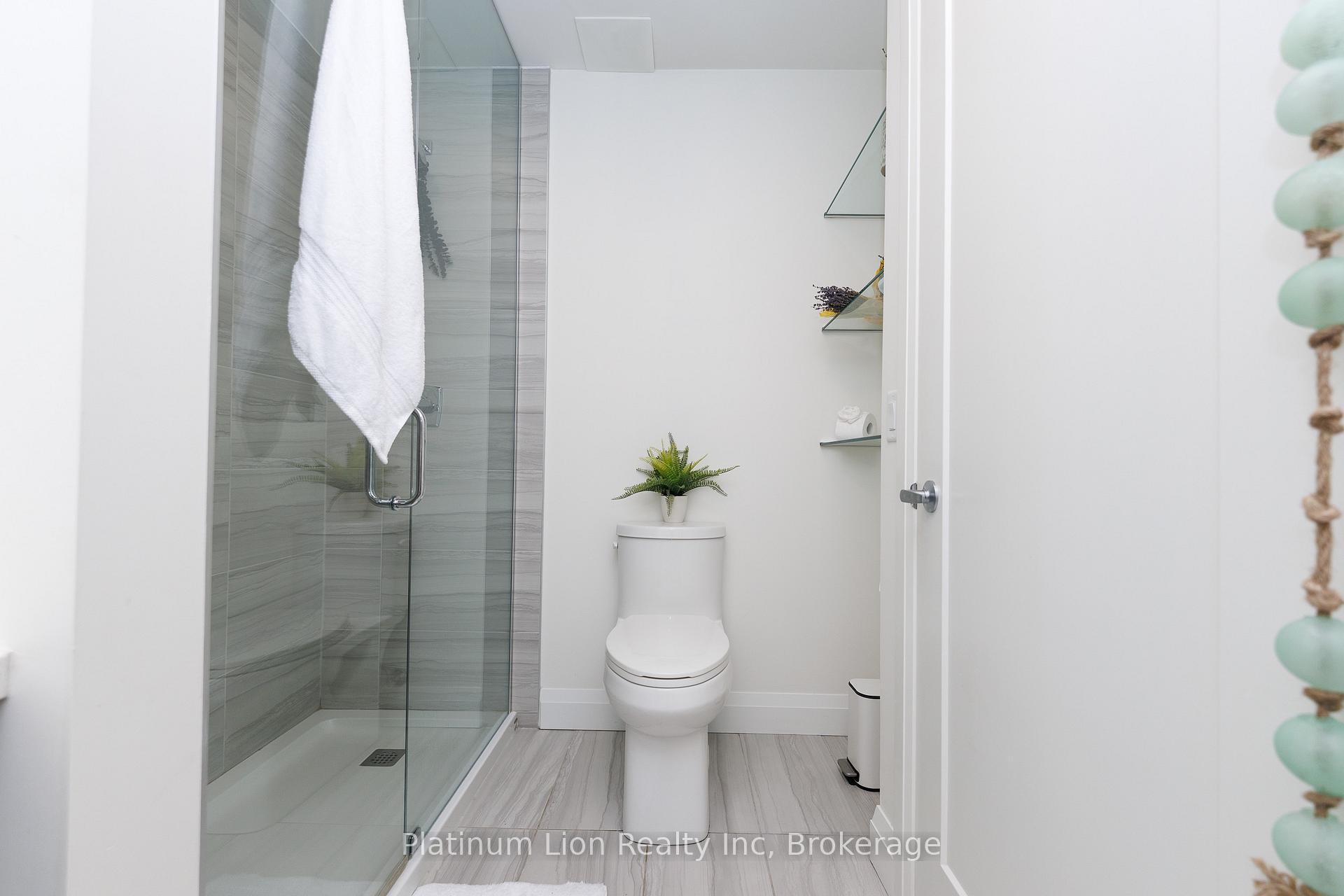 Photo 13 of Unit 201, 30 Hamilton Street S, Hamilton, Waterdown — HOMEH