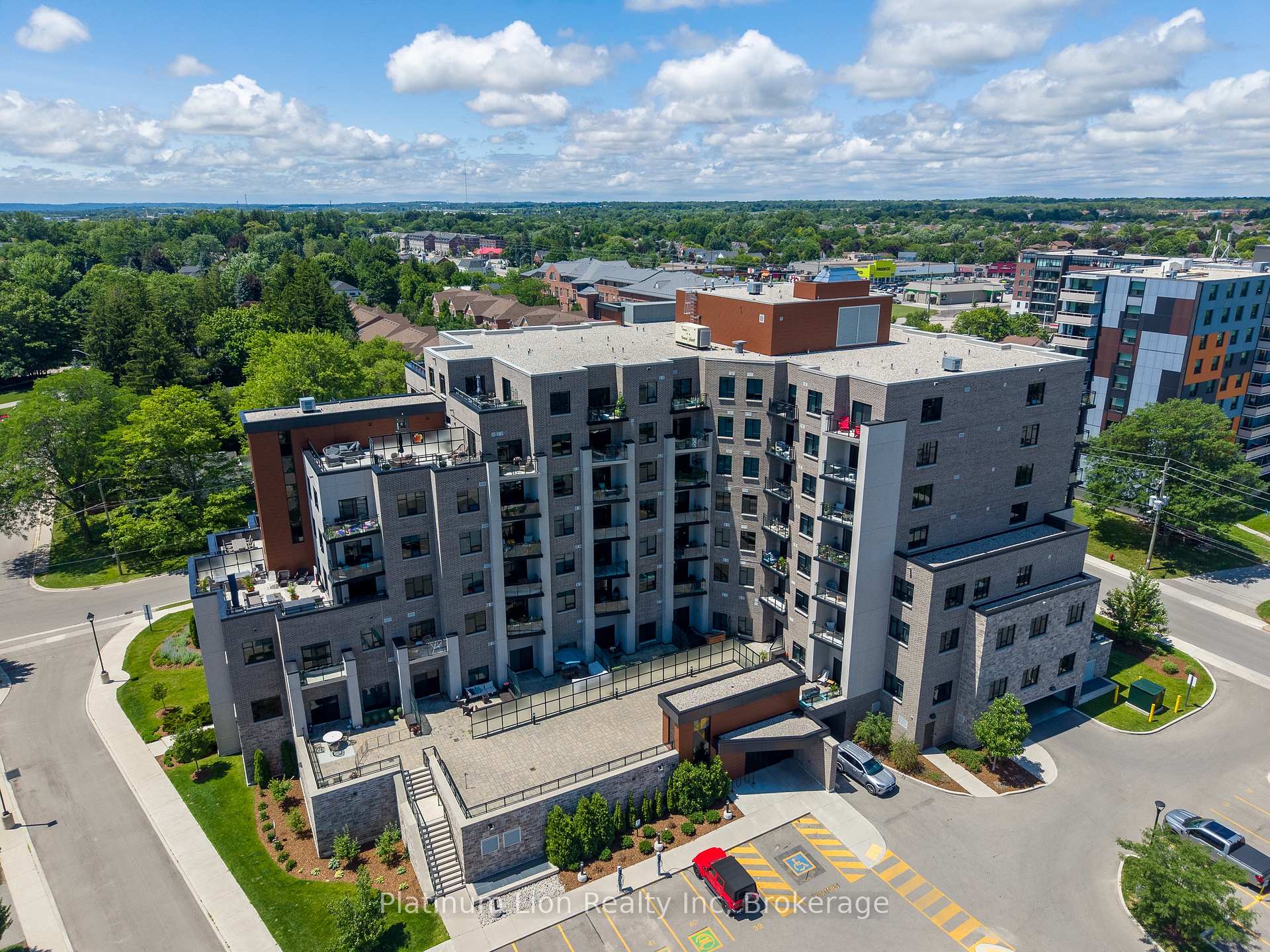 Photo 19 of Unit 201, 30 Hamilton Street S, Hamilton, Waterdown — HOMEH
