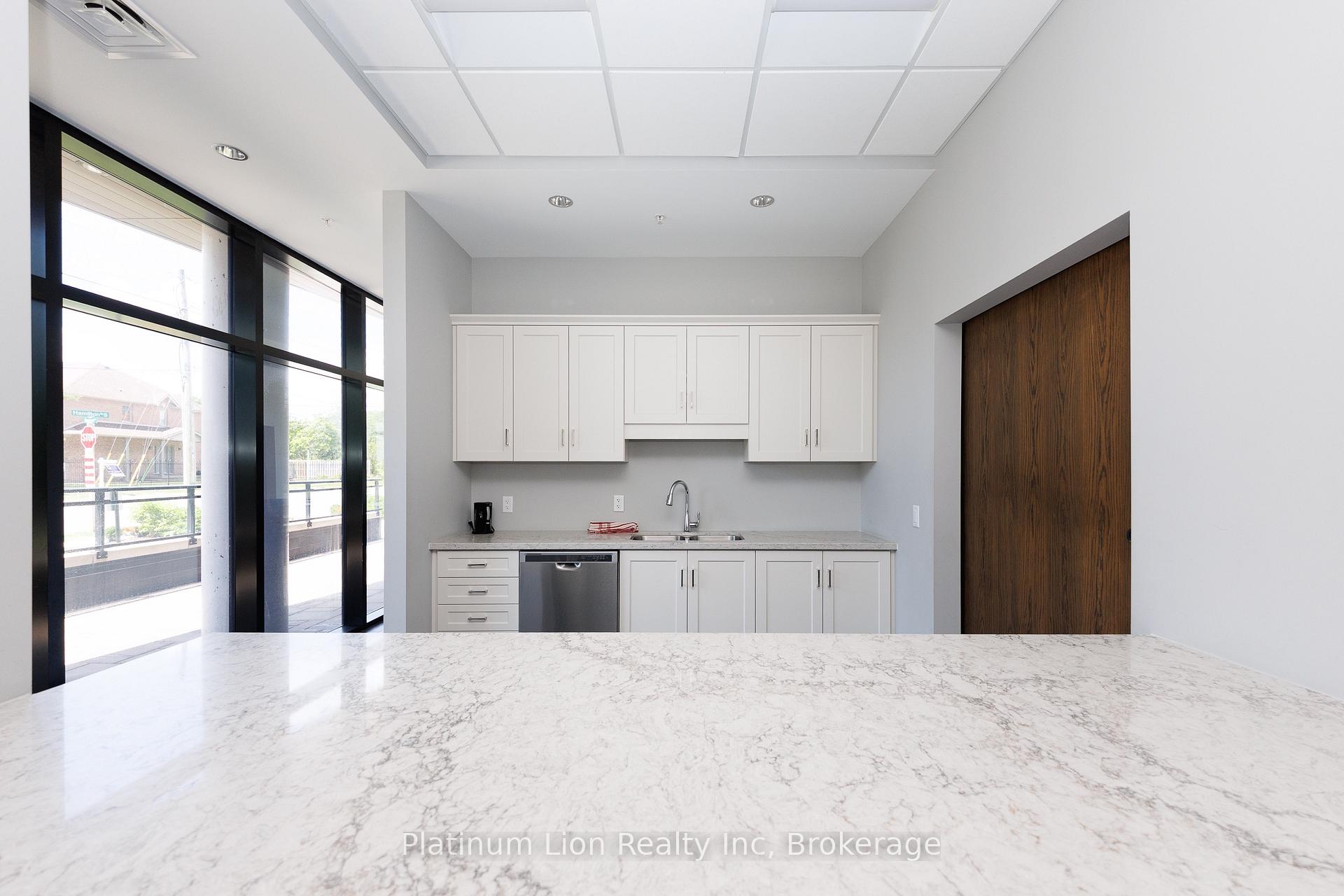 Photo 24 of Unit 201, 30 Hamilton Street S, Hamilton, Waterdown — HOMEH