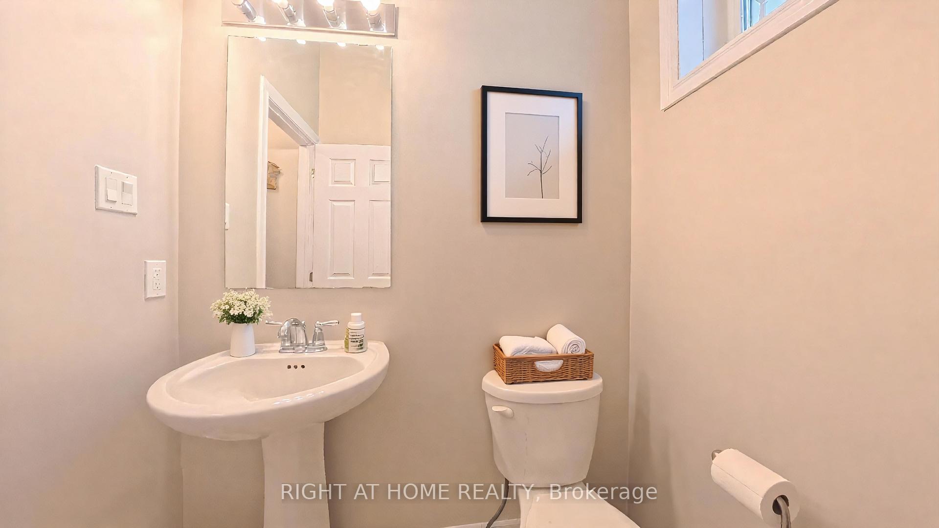 Photo 4 of 566 Dundonald Drive, Ottawa, Barrhaven - Half Moon Bay — HOMEH