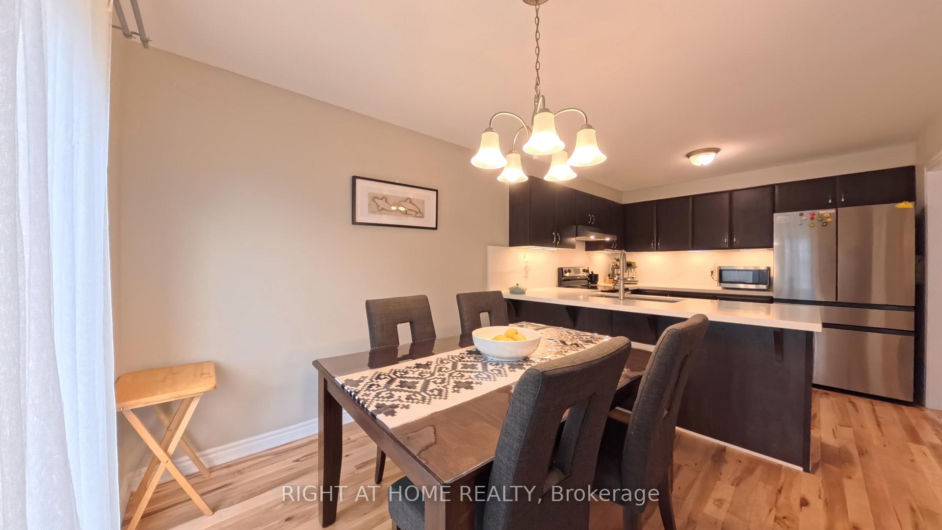 Photo 9 of 566 Dundonald Drive, Ottawa, Barrhaven - Half Moon Bay — HOMEH