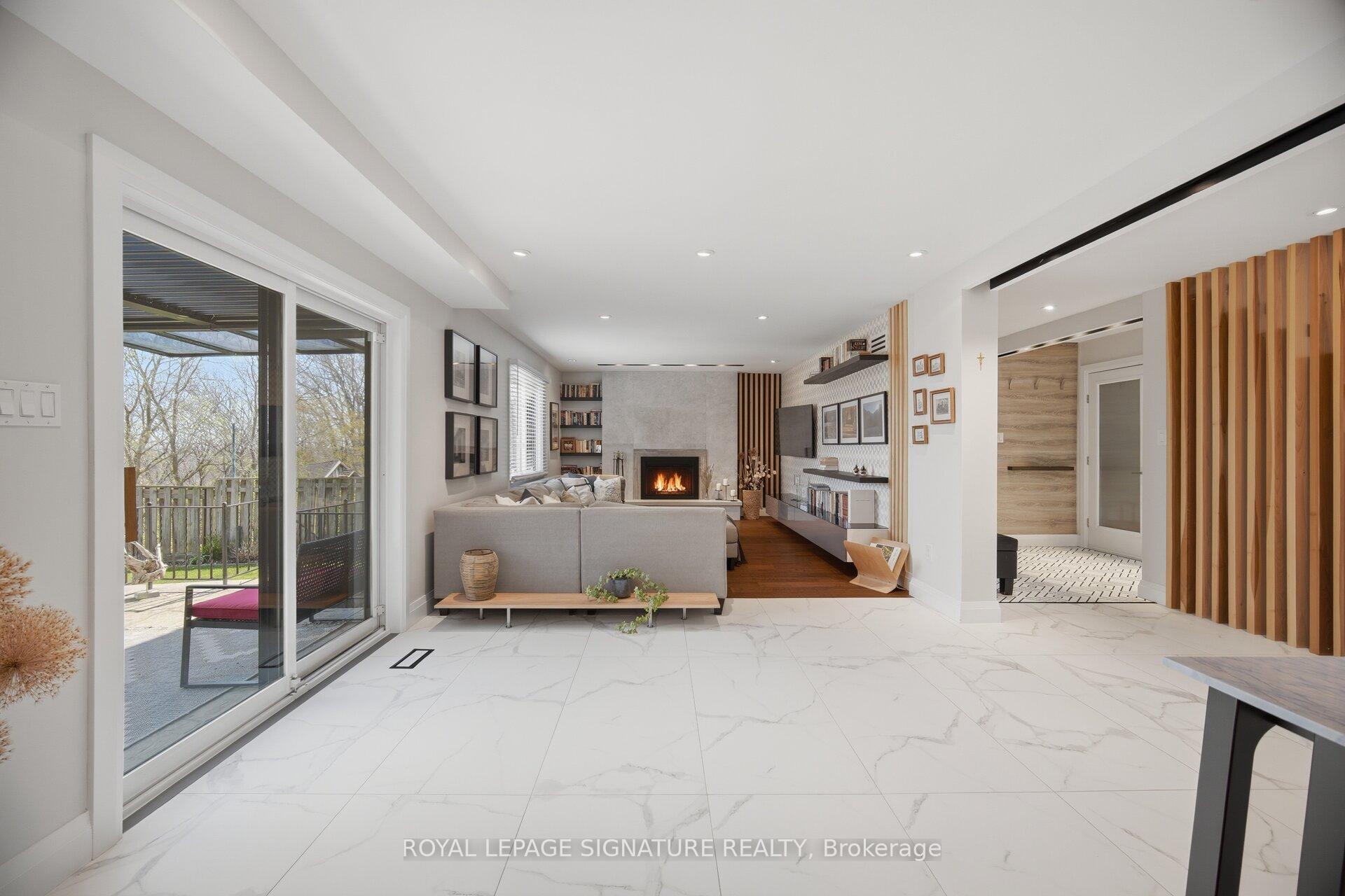 Photo 10 of 18 Alder Court, Hamilton, Stoney Creek — HOMEH