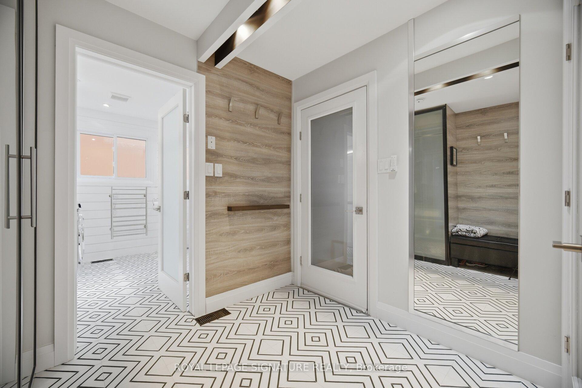 Photo 21 of 18 Alder Court, Hamilton, Stoney Creek — HOMEH