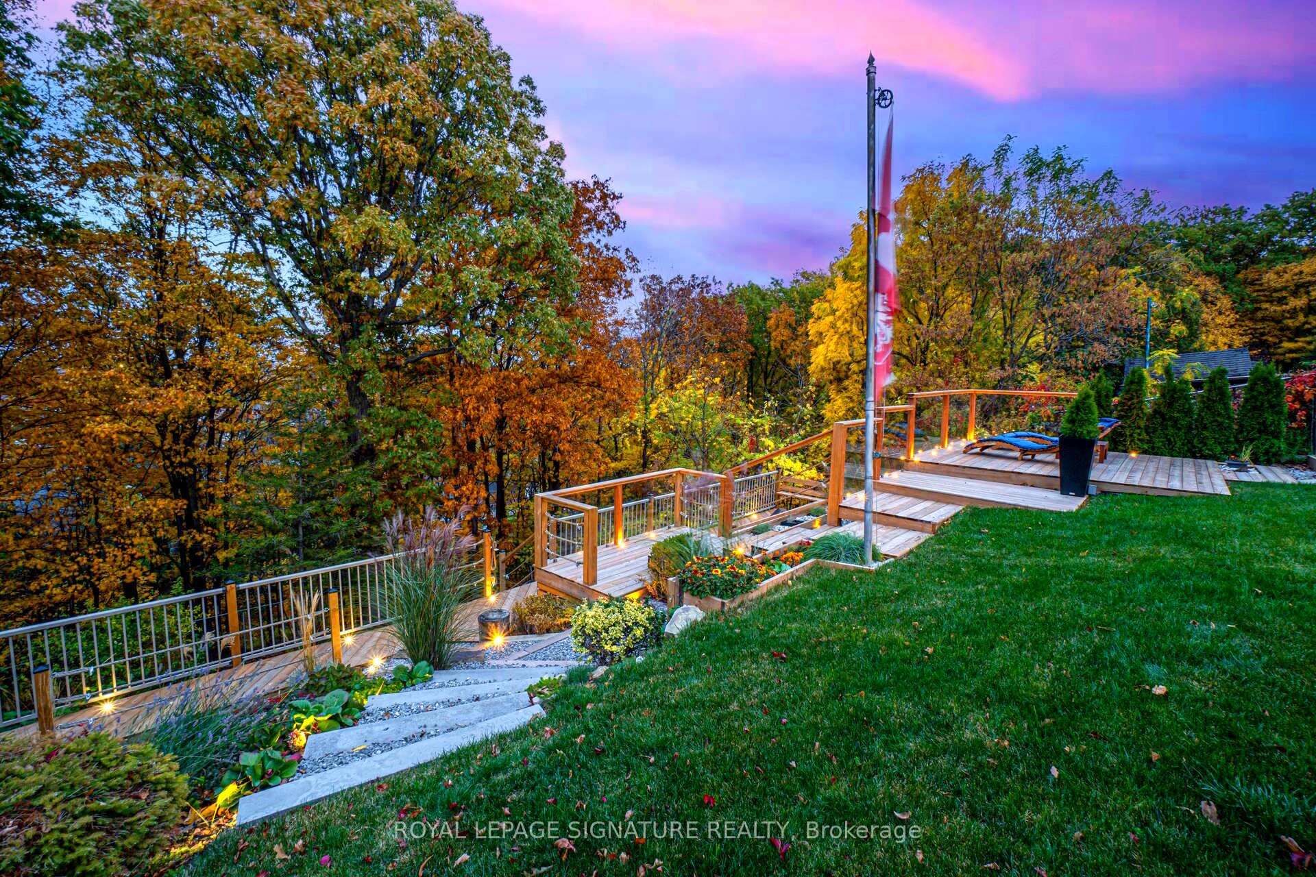 Photo 45 of 18 Alder Court, Hamilton, Stoney Creek — HOMEH