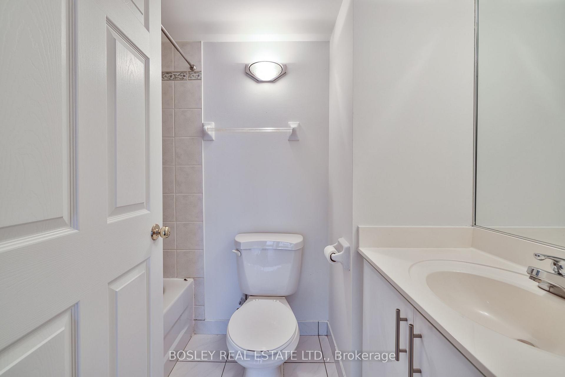 Photo 10 of Unit 914, 109 Front Street E, Toronto, Regent Park — HOMEH