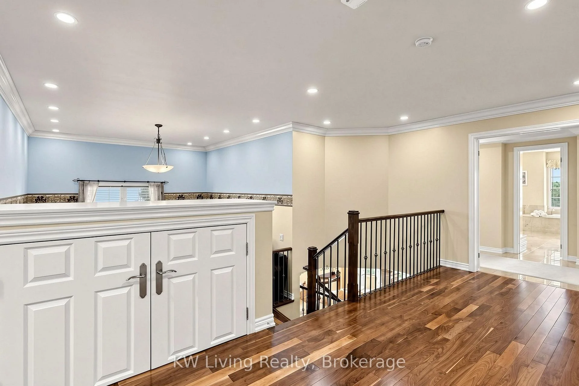 Photo 25 of 20 Ormsby Court, Richmond Hill, Bayview Hill — HOMEH