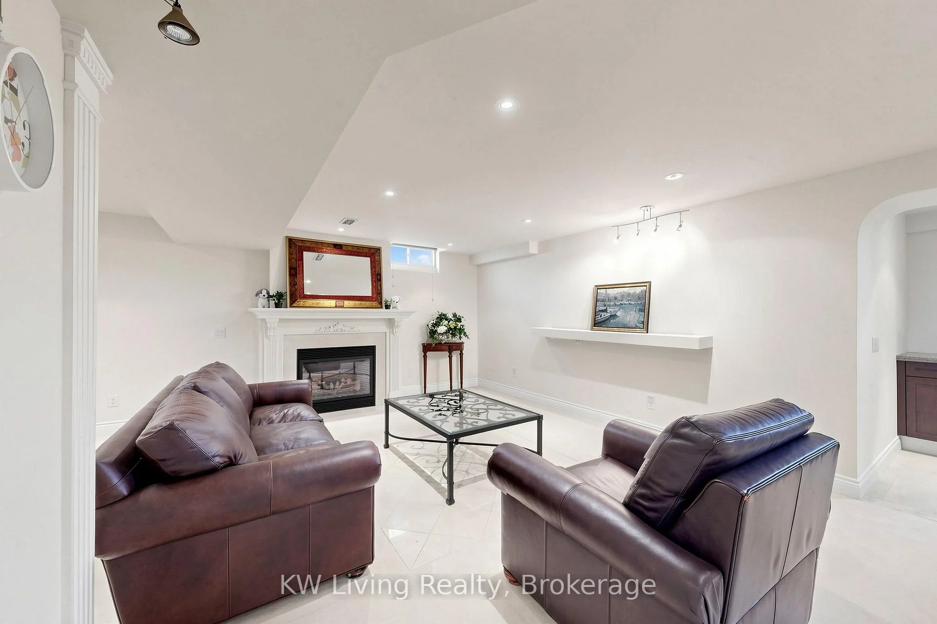 Photo 41 of 20 Ormsby Court, Richmond Hill, Bayview Hill — HOMEH