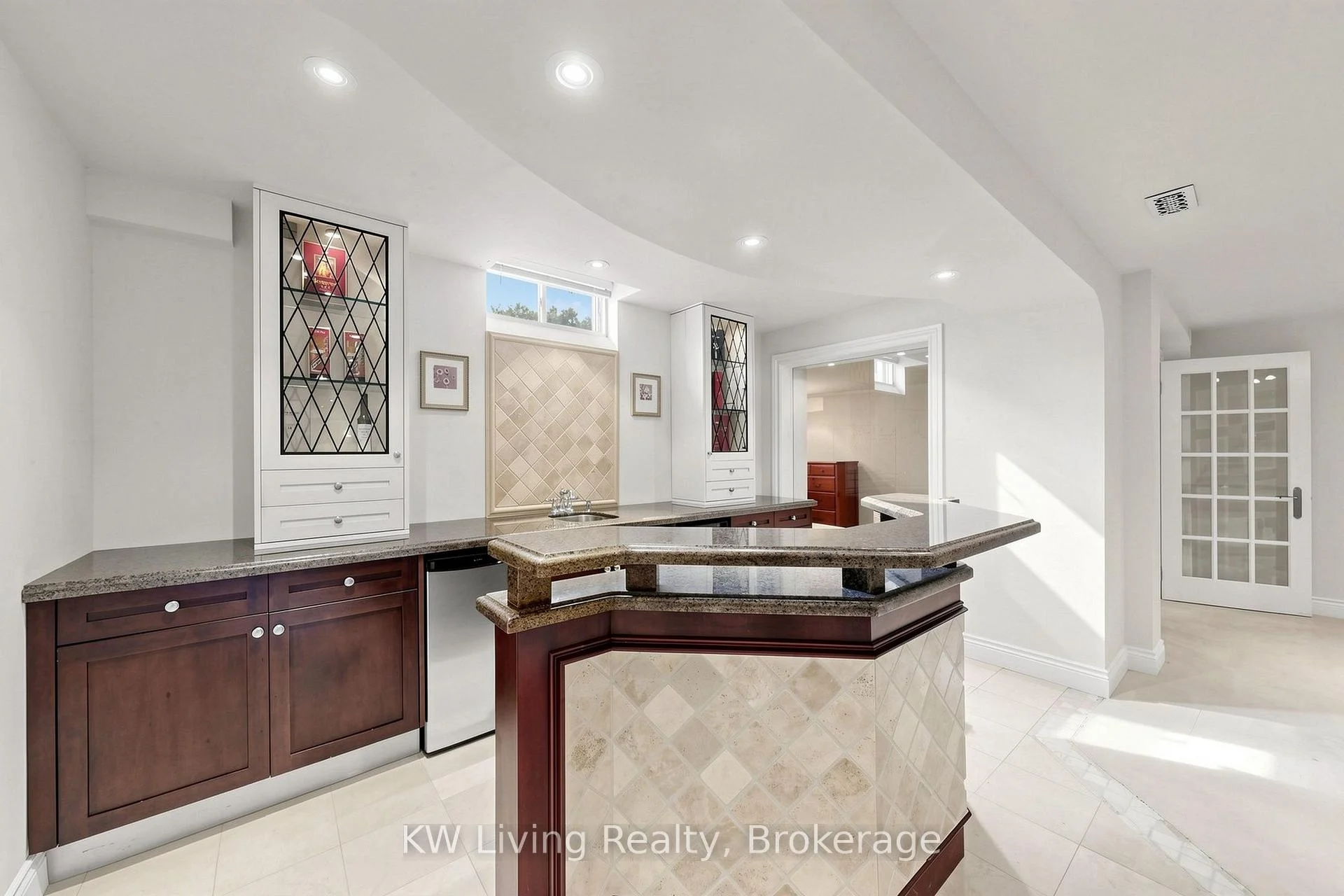 Photo 45 of 20 Ormsby Court, Richmond Hill, Bayview Hill — HOMEH