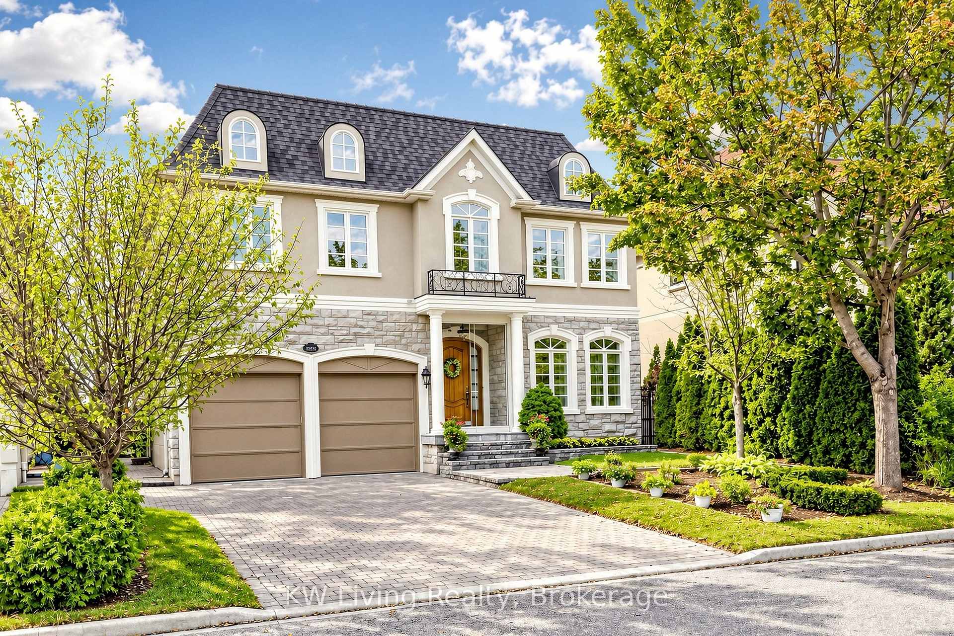 Photo 4 of 20 Ormsby Court, Richmond Hill, Bayview Hill — HOMEH