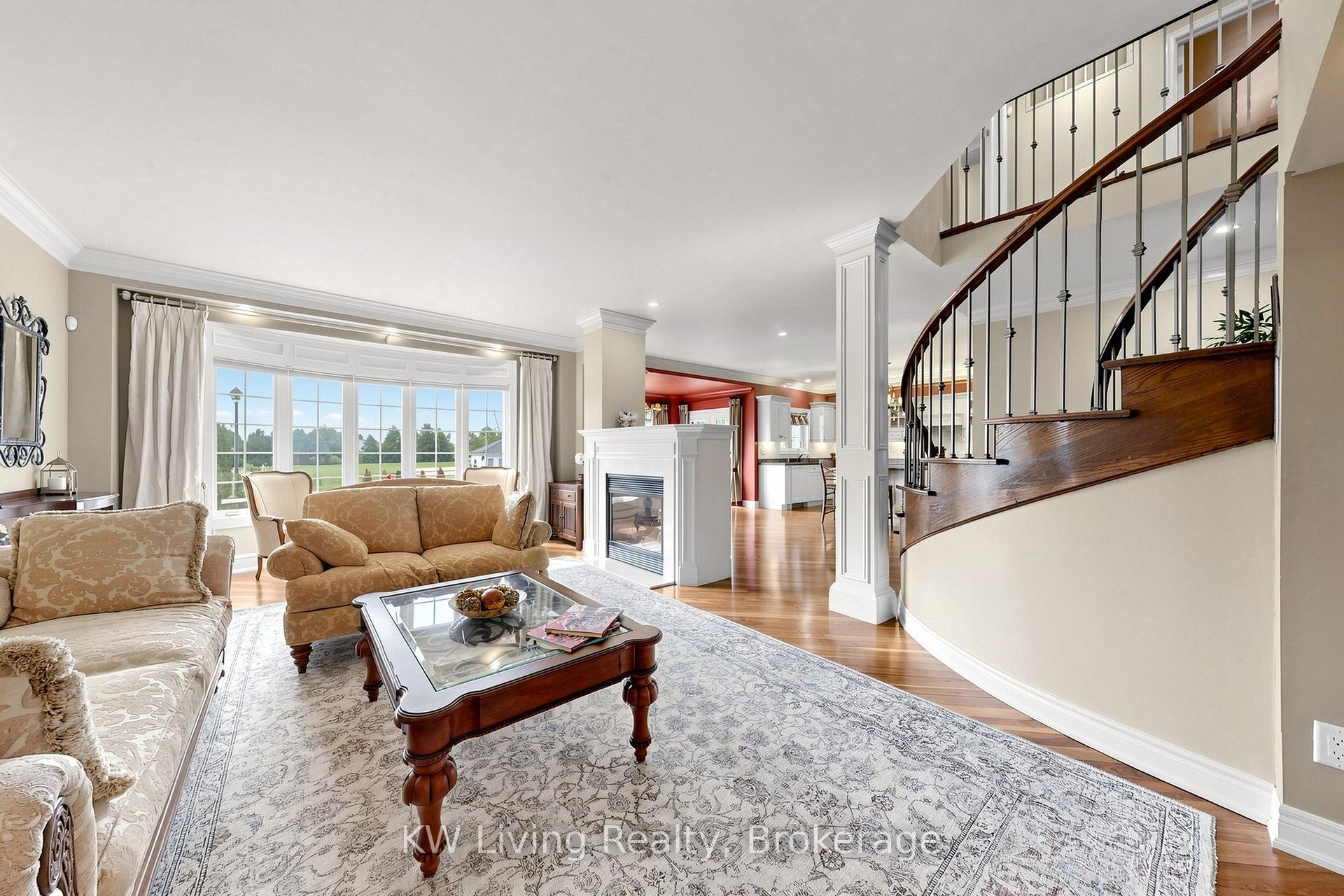 Photo 16 of 20 Ormsby Court, Richmond Hill, Bayview Hill — HOMEH