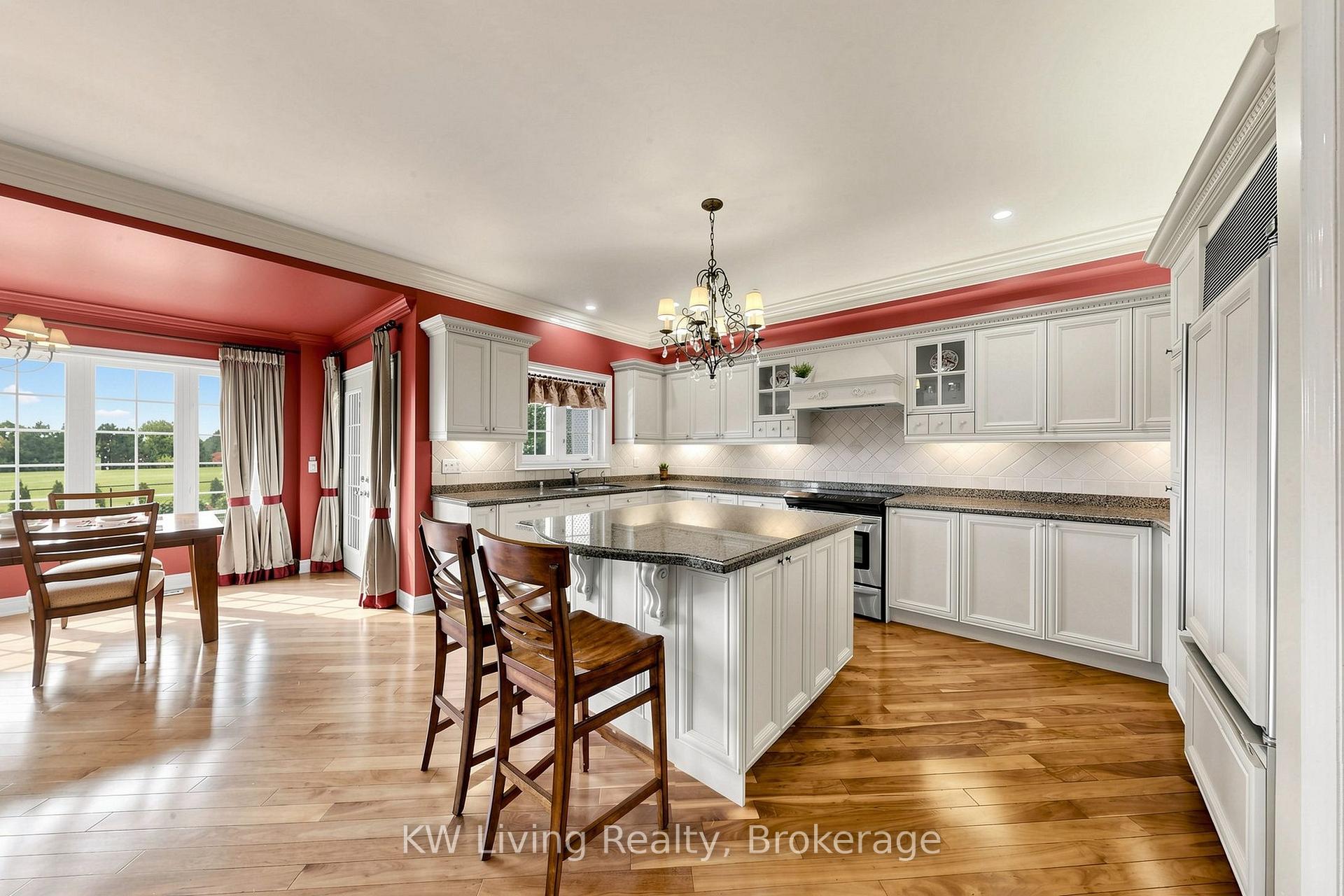 Photo 18 of 20 Ormsby Court, Richmond Hill, Bayview Hill — HOMEH